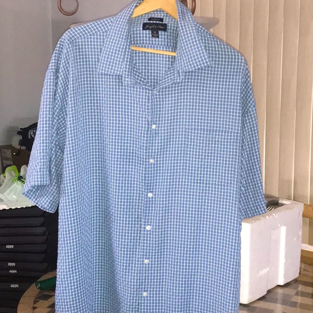 Casual shirt size 3X in great condition